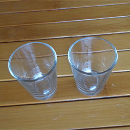 一口杯与九钱玻璃酒杯 V形小酒杯的精致之美
